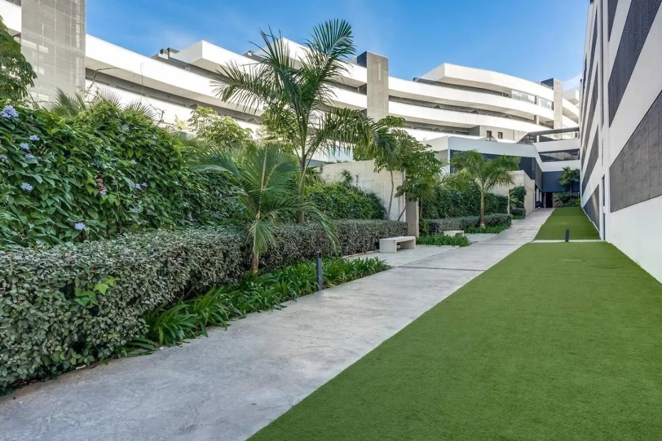 Apt. With Private Pool Wellingtonia Estepona Apartment