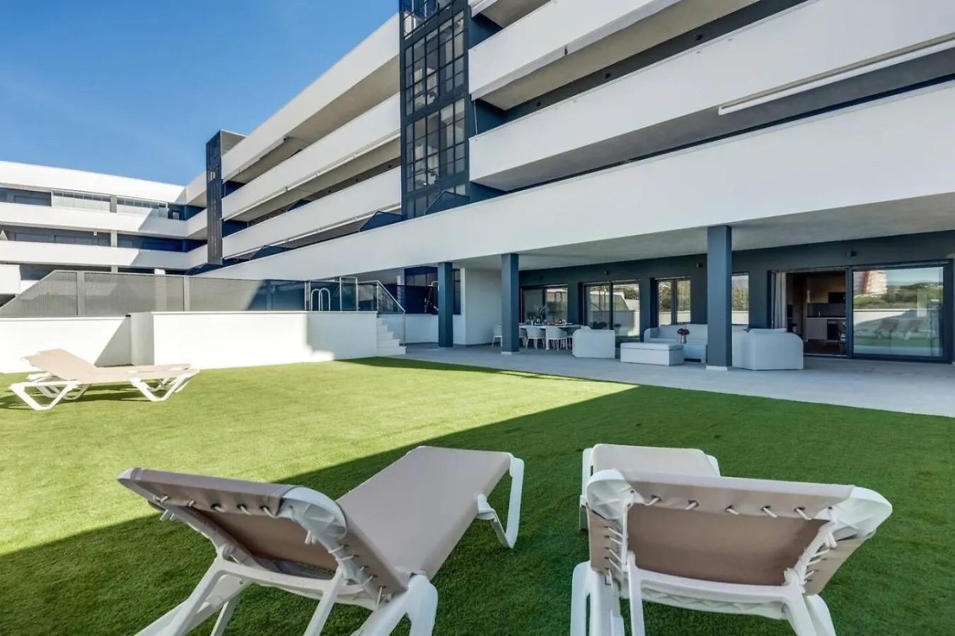 Apt. With Private Pool Wellingtonia Estepona