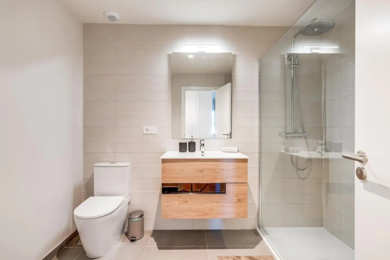 Apt. With Private Pool Wellingtonia Estepona 0*,